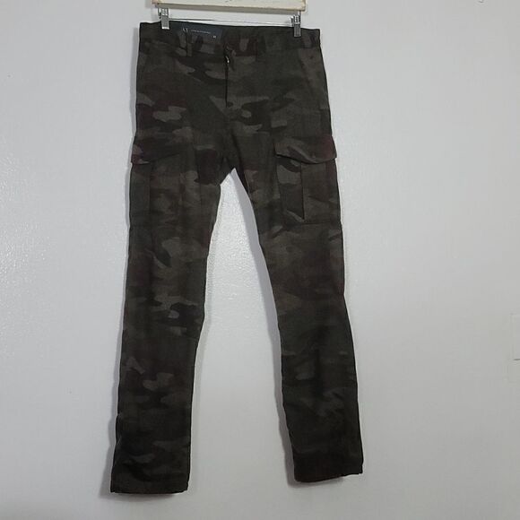 Armani Exchange Wool Cargo Military Print Pants - Picture 1 of 13